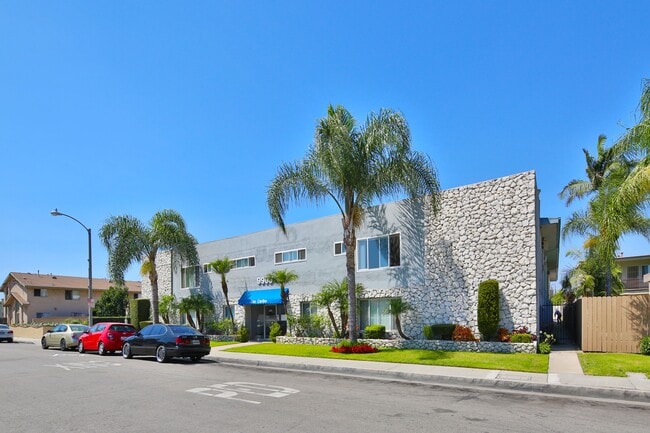 Building Photo - Caribe Apts