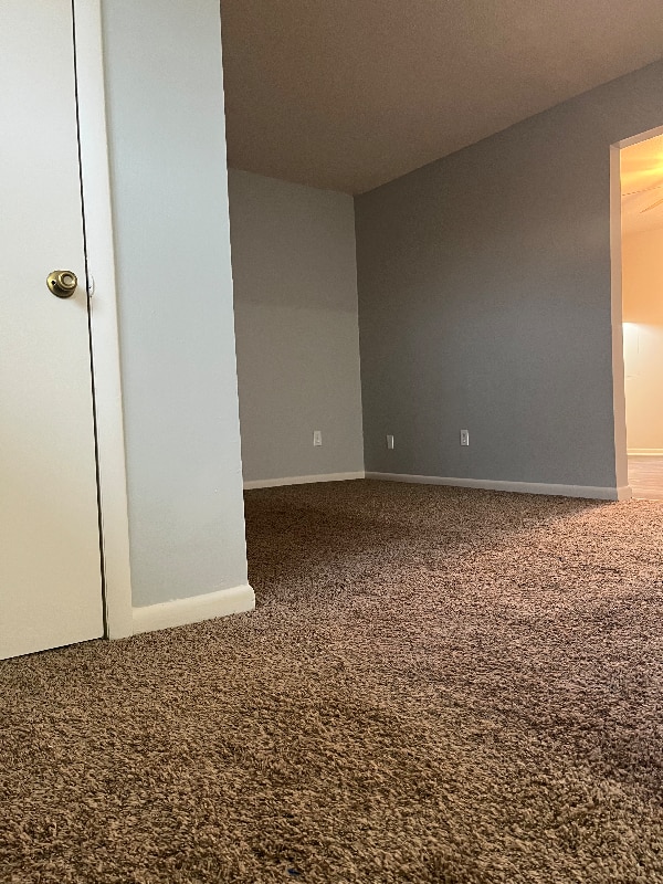 Building Photo - 143 Hendricks Blvd