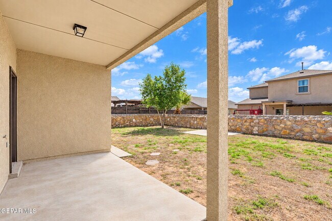 Building Photo - 14832 Orsten Artis Ave