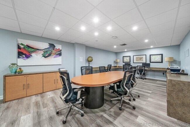 Building Photo - 3546 S Ocean Blvd