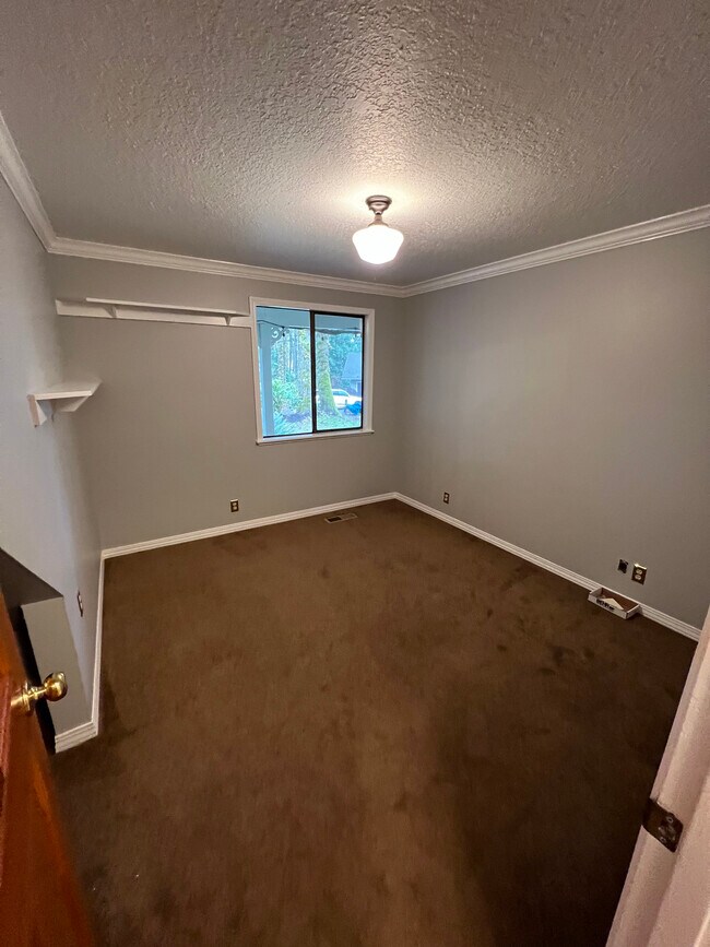 Bedroom 1 - 9635 NW Skyline Blvd