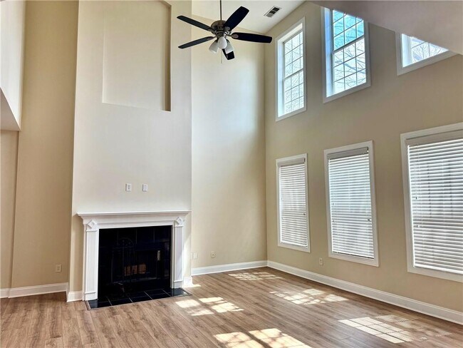 Building Photo - 5235 Cactus Cove Ln