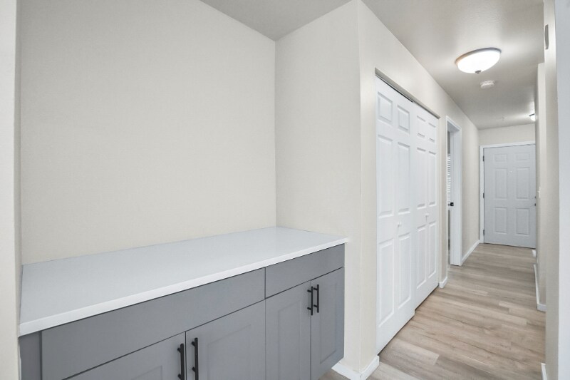 Building Photo - 12040 Bridgeport Way SW