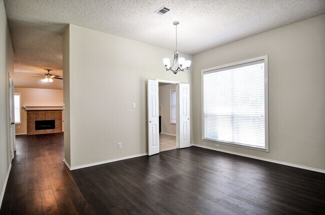 Building Photo - Beautiful Home in Plano ISD.
