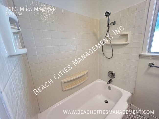 Building Photo - 2283 Mira Mar Ave