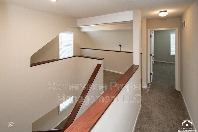 Building Photo - 3162 Atchison Ave
