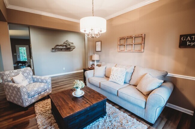 Building Photo - Fall in Love with this home!!!