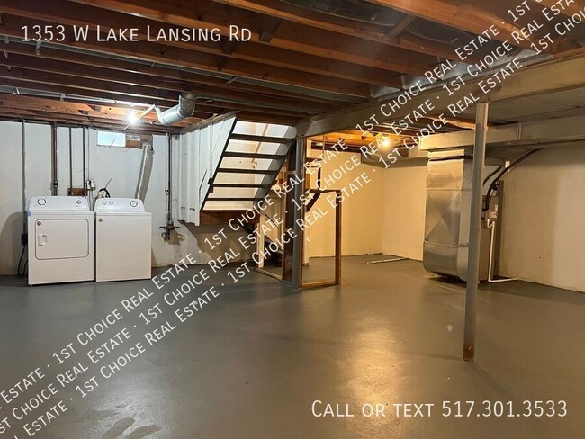 Building Photo - 1353 W Lake Lansing Rd