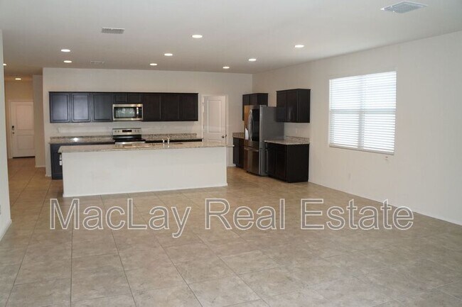 Building Photo - 1083 W Chimes Tower Dr