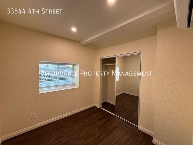 Building Photo - 33544 4th St