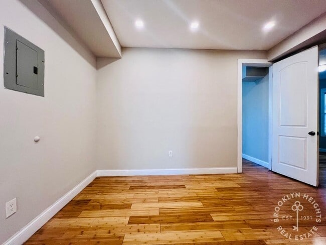 Building Photo - Renovated 3BR/1BTH - Ocean Hill Steps from...