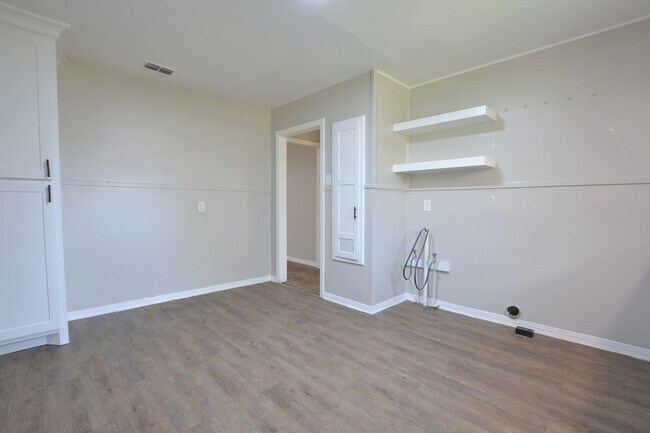 Building Photo - 3515 31st St