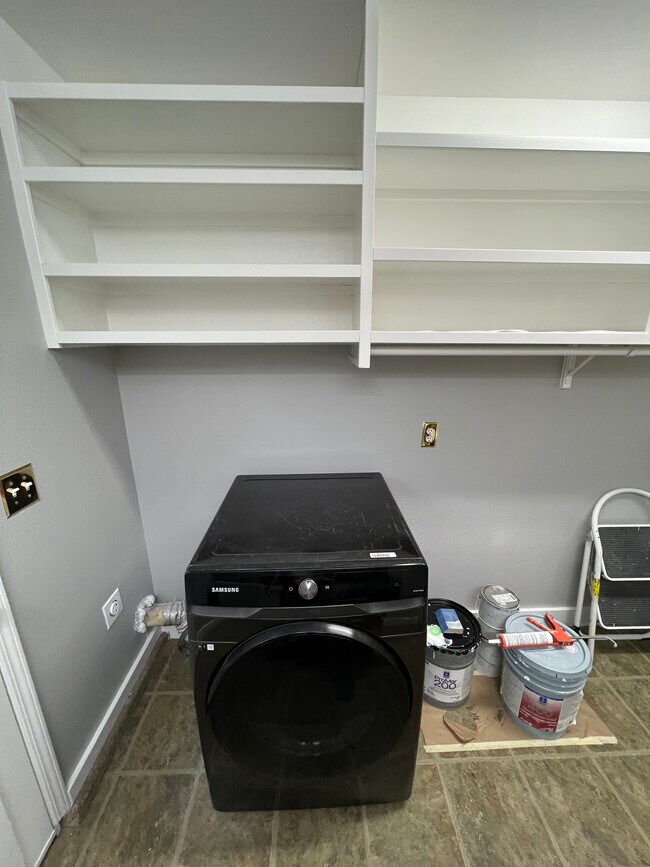 Laundry room / Pantry - 9635 NW Skyline Blvd