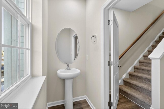 Building Photo - 159 Sandy Rdg Rd