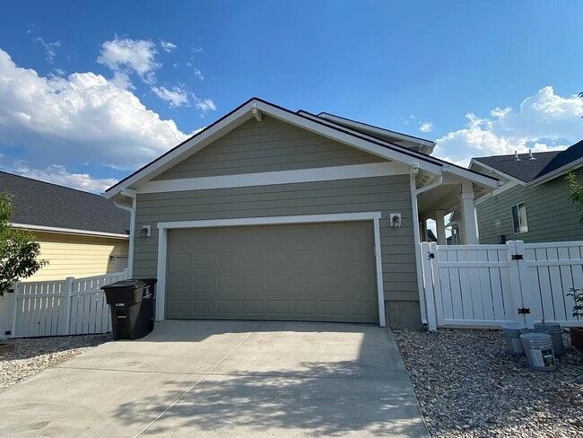 Building Photo - 2854 Twilight Ave