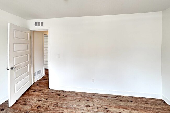 Building Photo - 11458 Basalt Dr