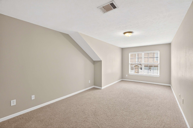 Building Photo - 1036 Harold Lee Dr