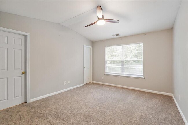 Building Photo - 1823 Devon Dr