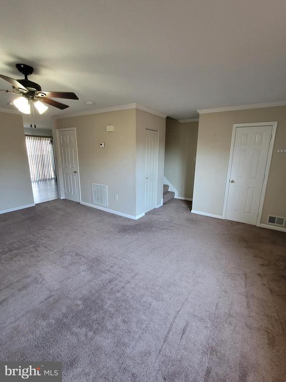 Building Photo - 233 Charleston Ct