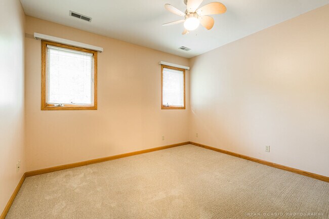 Building Photo - 113 Andresen Ct