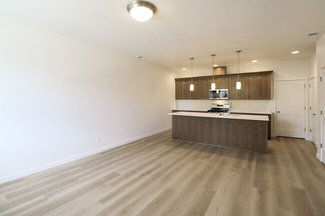 Building Photo - HANKEL1892-1898