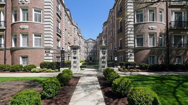Primary Photo - 1509 Hinman Ave