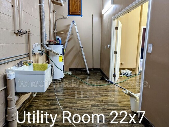 Building Photo - 50 Ledbetter Rd