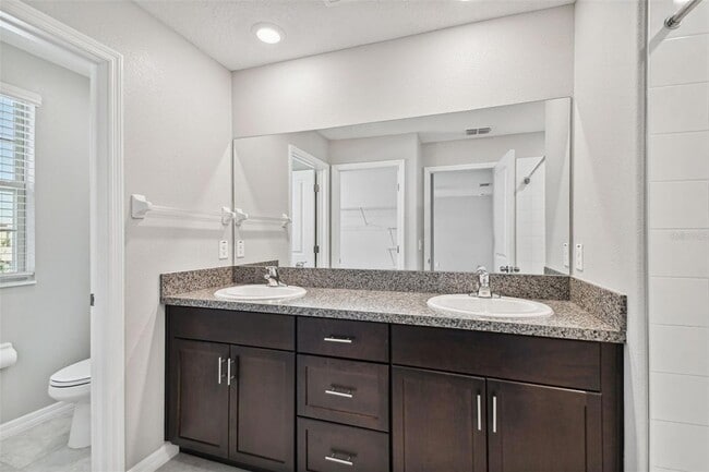 Building Photo - 7512 Samuel Ivy Dr