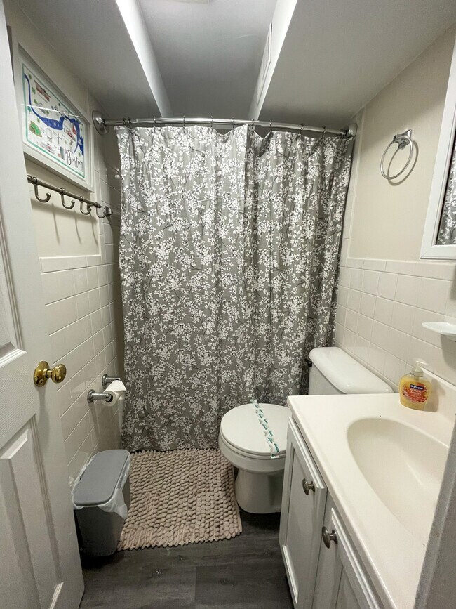 Building Photo - 23 Jay St