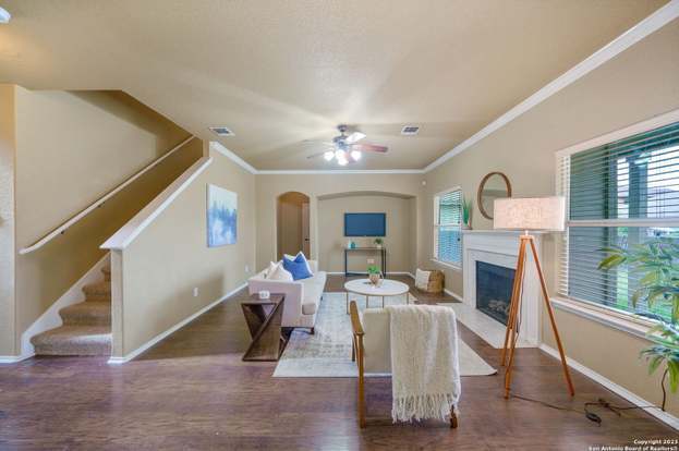 Building Photo - 9902 Meadow Lark