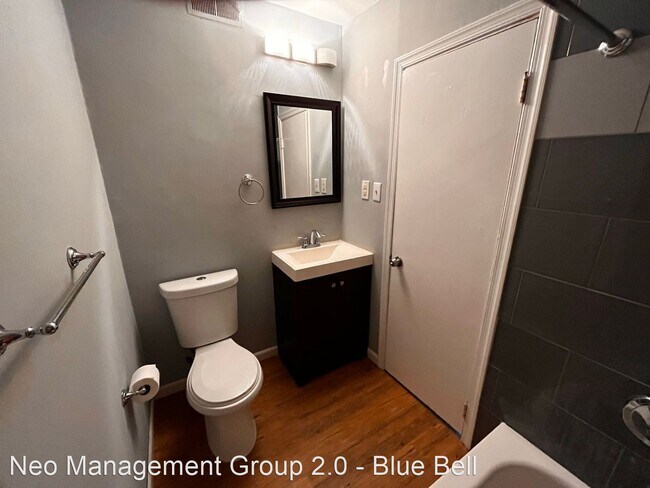 Building Photo - 2 br, 1 bath House - 6901-29 Valley Ave Un...