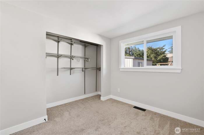 Building Photo - 4981 31st St NE