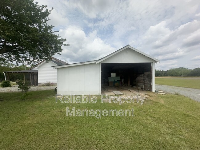 Building Photo - 3158 US 70 Business East