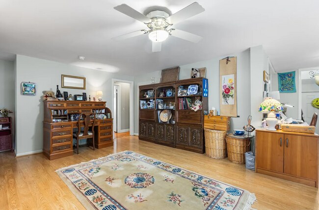 Building Photo - 26 Davenport Ave