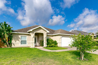 Building Photo - 7005 Madiera Dr