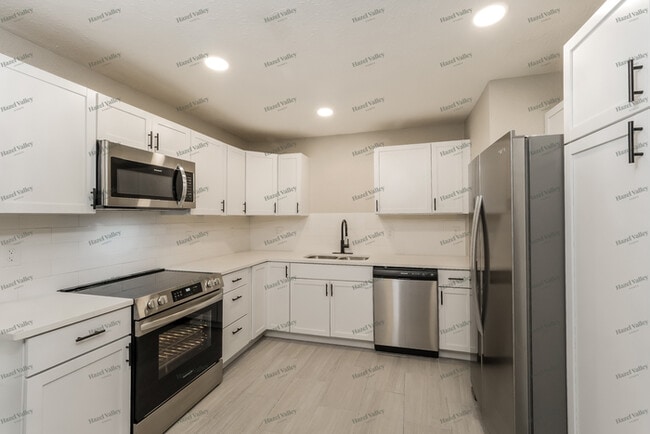 Building Photo - 11316 Herrick Ave