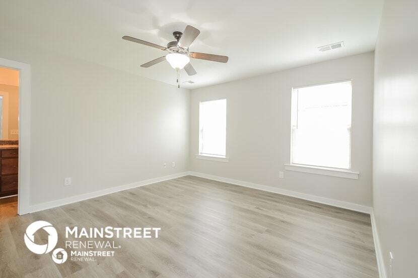 Building Photo - 63 Carriage House Rd SW