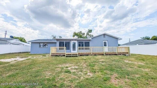 Building Photo - 122 Galiano Ct