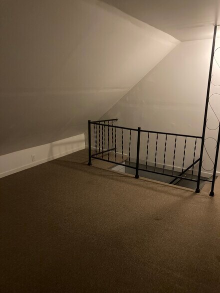 Building Photo - 55 High St