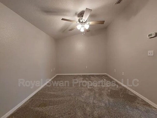 Building Photo - 2149 Winterset Dr