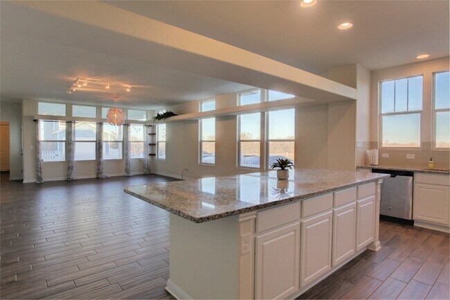 Building Photo - 1653 Arbor Knot Dr