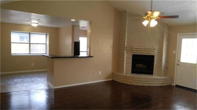 Building Photo - 2704 Orion Dr