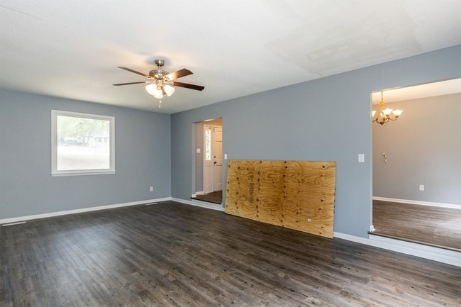 Building Photo - 104 Greenwood Cir