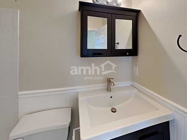 Building Photo - 4894 Aldridge Pl NW