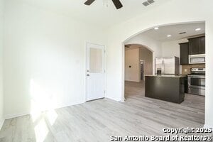 Building Photo - 6281 Begonia