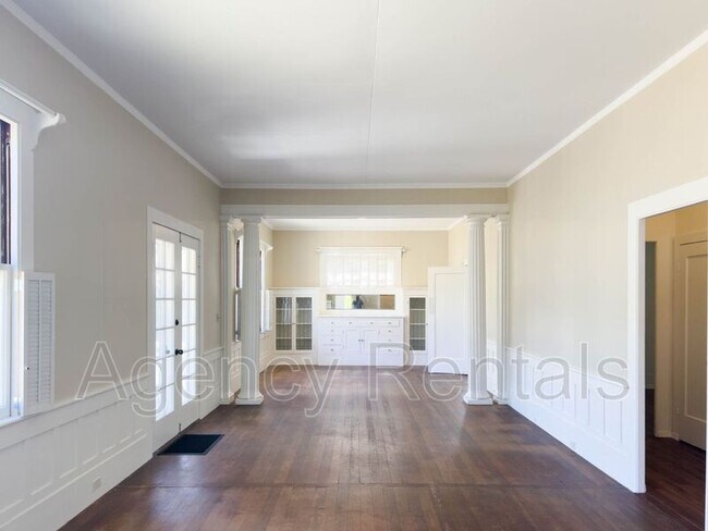 Building Photo - 2205 Hyde St