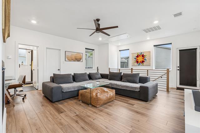 Building Photo - 1545 Cosette Dr