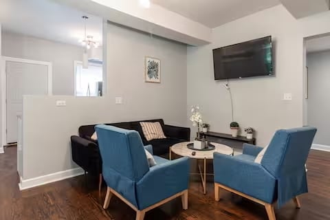 Building Photo - 3301 N Harding Ave