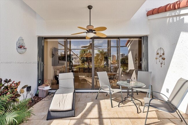 Building Photo - 3620 Yacht Club Dr