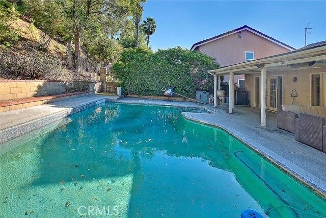 Building Photo - 23862 Country View Dr